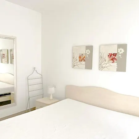 Homiday - Mykonos Pineto